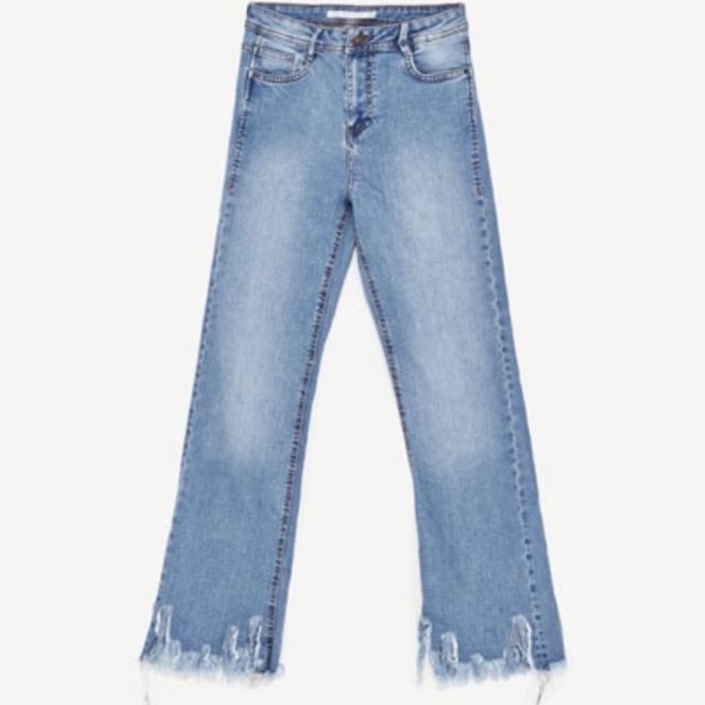 NWOT Zara Trafaluc Denimwear High-Waisted Cropped Distressed Flare Jeans - Picture 7 of 11